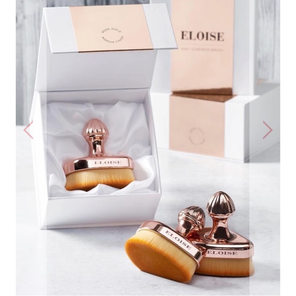 Eloise mini tear drop makeup brush